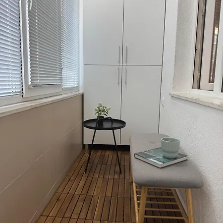 Just By Snow Sheep Apart-1 Bedroom Flat * ルセ