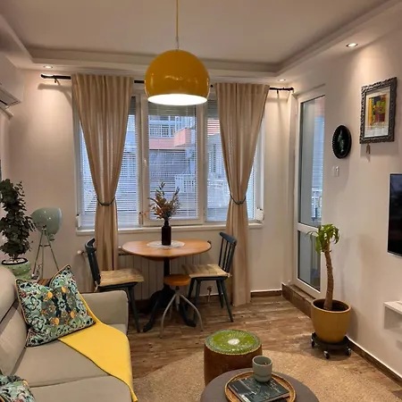 アパート Just By Snow Sheep Apart-1 Bedroom Flat ルセ